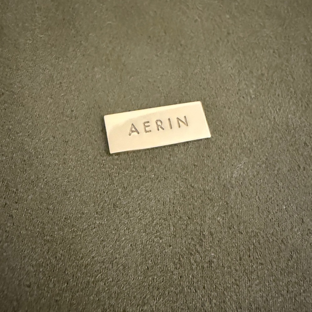 AERIN Valentina Velvet Heart Tray in Green - Picture 4 of 7